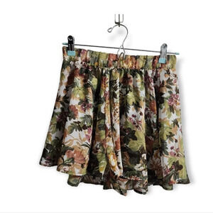 SHOW ME YOUR MUMU Green Floral Carlos Swing Shorts Size S